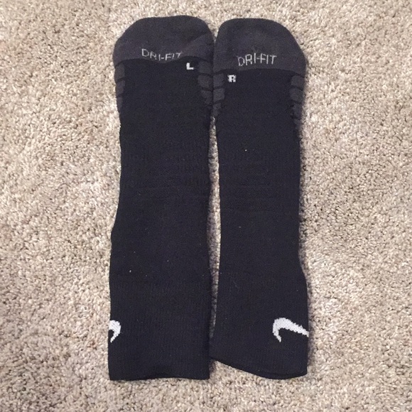 athletic socks nike